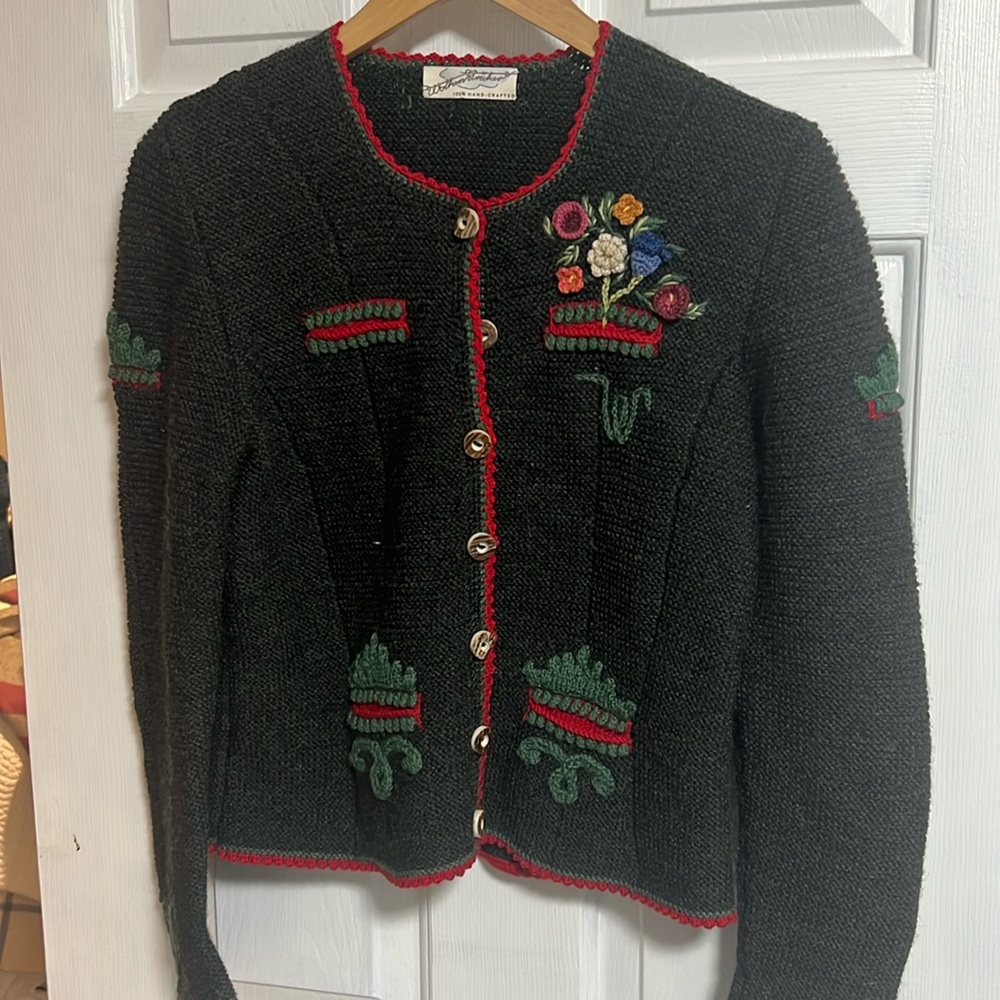 Detailed wool cardigan
